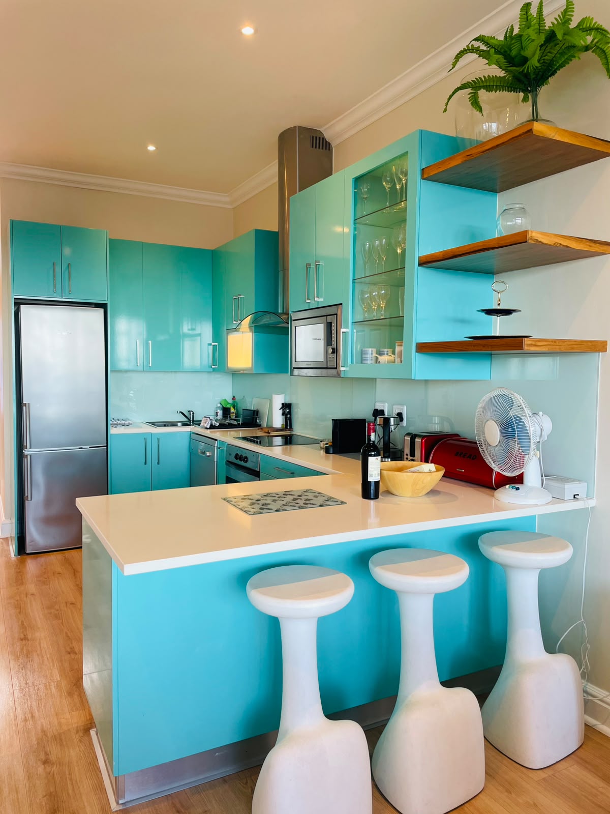 Harbour Views kitchen